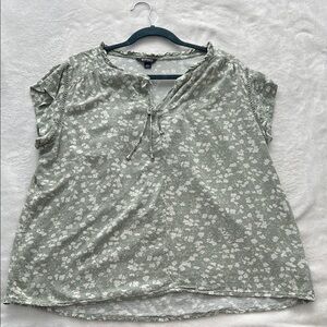 Buffalo David Bitton Olive Floral Blouse